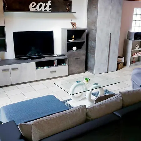 Apartment Entspannende Ferien Im Gruenen Gambarogno By Interhome *
