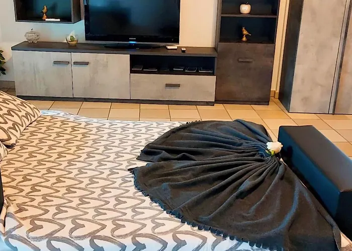 Appartamento Entspannende Ferien Im Gruenen Gambarogno By Interhome *