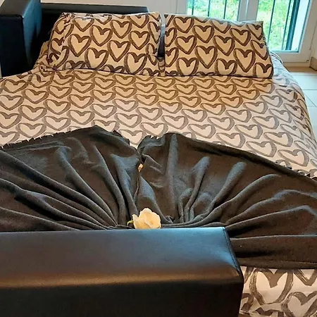 Entspannende Ferien Im Gruenen Gambarogno By Interhome